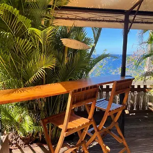 Sur La - Deux A Appartement